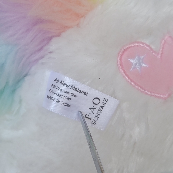 FAO Schwarz Unicorn Rainbow Colors LED Glow Lights and Sound Stuffed Plush Toy - Picture 10 of 17